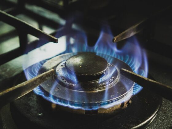 featured image - Quick Fix: How to Troubleshoot a Gas Burner That Won't Light