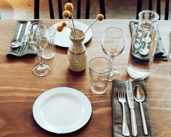 featured image - The History and Culture of the Dinner Table